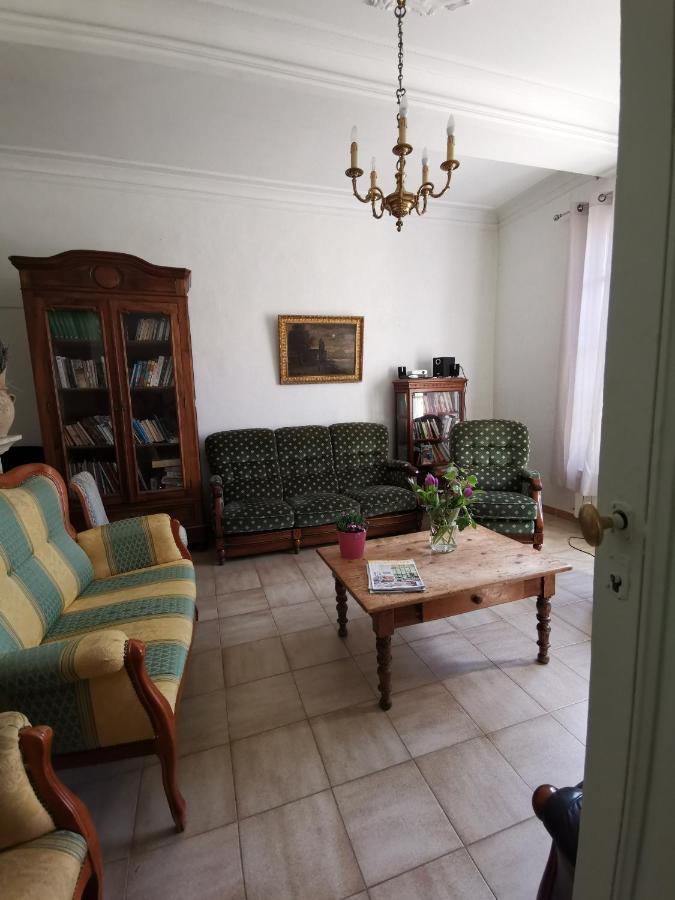 Вілла La Taniere 16 Couchages Vergeze Екстер'єр фото