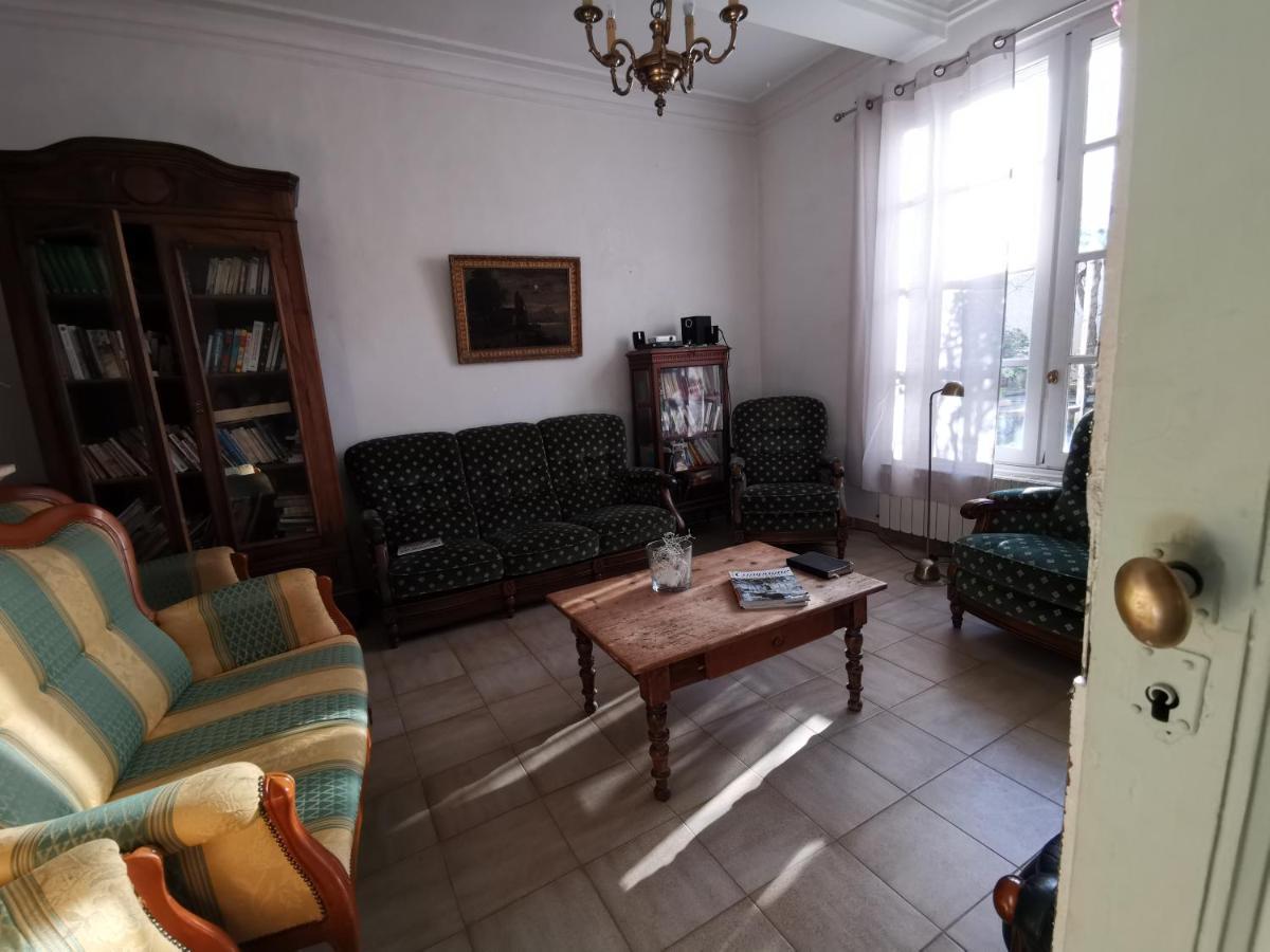 Вілла La Taniere 16 Couchages Vergeze Екстер'єр фото