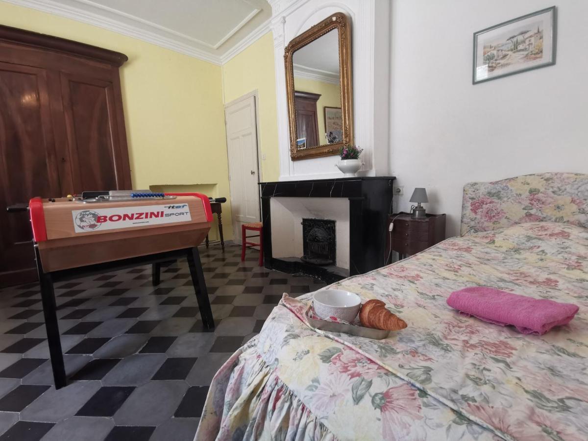 Вілла La Taniere 16 Couchages Vergeze Екстер'єр фото